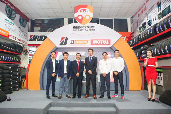 Bridgestone Việt Nam lan tỏa thông điệp ‘Lăn bánh an toàn’
