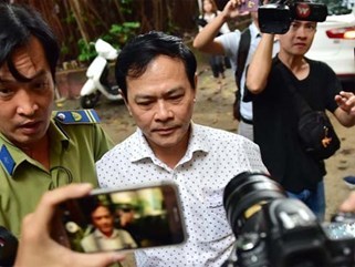 Nguyễn Hữu Linh tiếp tục được xử kín tội dâm ô