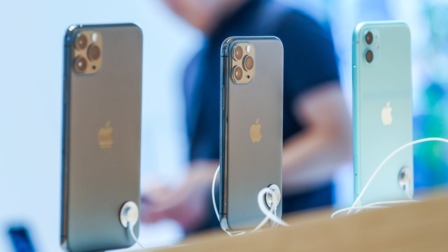 iPhone11 selling well in Vietnam