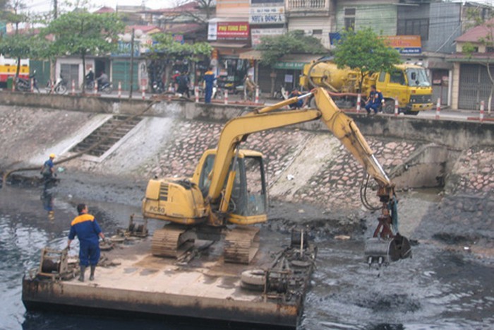 Hồi sinh sông Tô Lịch: Dân không quan tâm chỉ số, chỉ mong hết mùi hôi