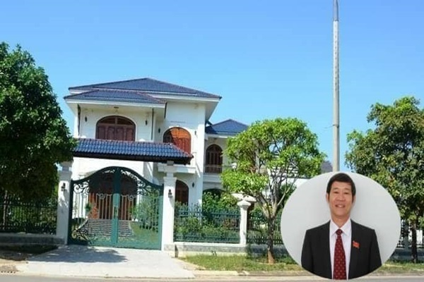 Lý do Bí thư Thành ủy Tam Kỳ xin nghỉ hưu trước 2 tháng