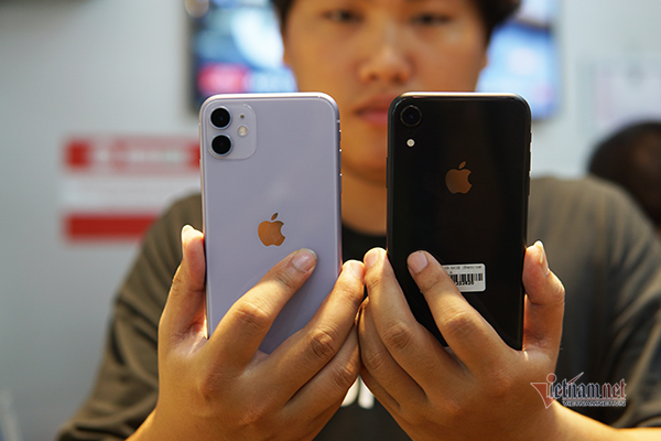 Giá iPhone trong nước giảm giá sốc hàng triệu đồng