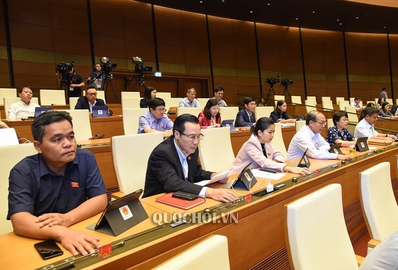 QH đề nghị Chính phủ có giải pháp ứng phó phù hợp trên Biển Đông