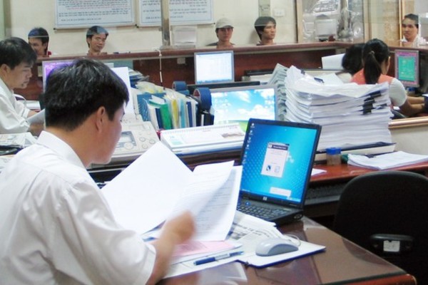 Nghe VietNamNet: Lương công chức cao nhất sắp tăng lên 16 triệu đồng
