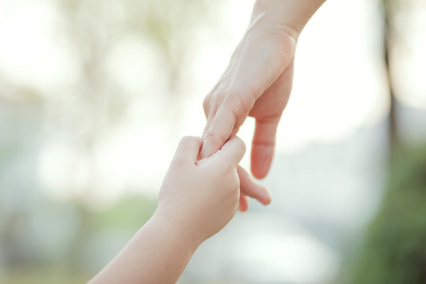 Thói quen đơn giản giúp con không ‘bỏ lỡ’ những trải nghiệm đầu đời
