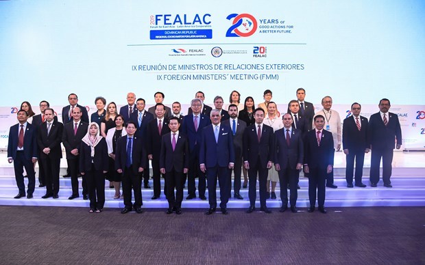 Vietnam attends FEALAC foreign ministers’ meeting