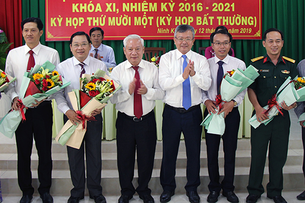 Quận trung tâm Cần Thơ có tân Chủ tịch và Phó chủ tịch cùng 39 tuổi