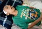 Xót xa đứa trẻ 13 tuổi lắc đầu cả ngày đêm vì ung thư não