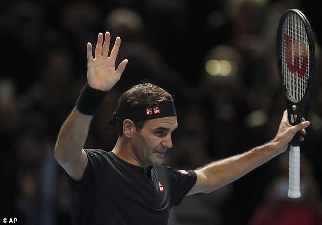 ATP Finals 2019: Thắng trận đầu, Federer chờ tử chiến Djokovic