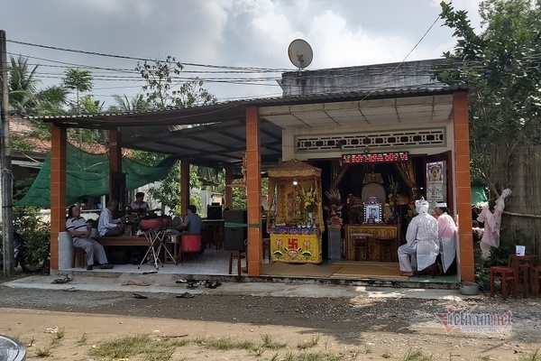 Chém chết hàng xóm đang nằm võng vì 'ghét nhất khu phố' ở Long An