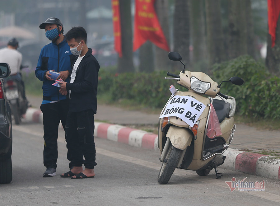 Vé chợ đen trận Việt Nam - UAE: Cao nhất 3 triệu đồng/cặp