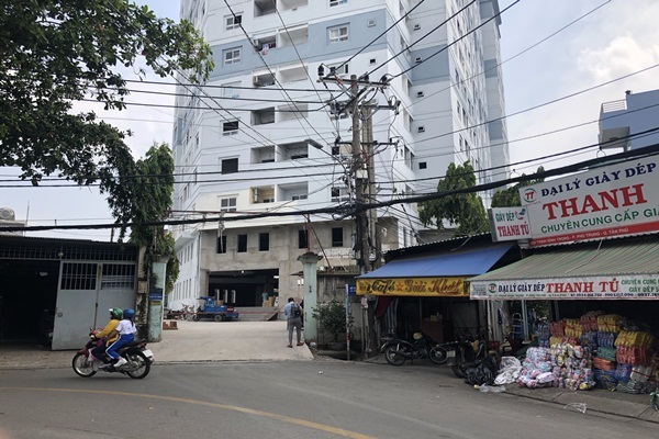 Chủ đầu tư cao ốc xây 10 năm chưa xong có dấu hiệu trốn thuế