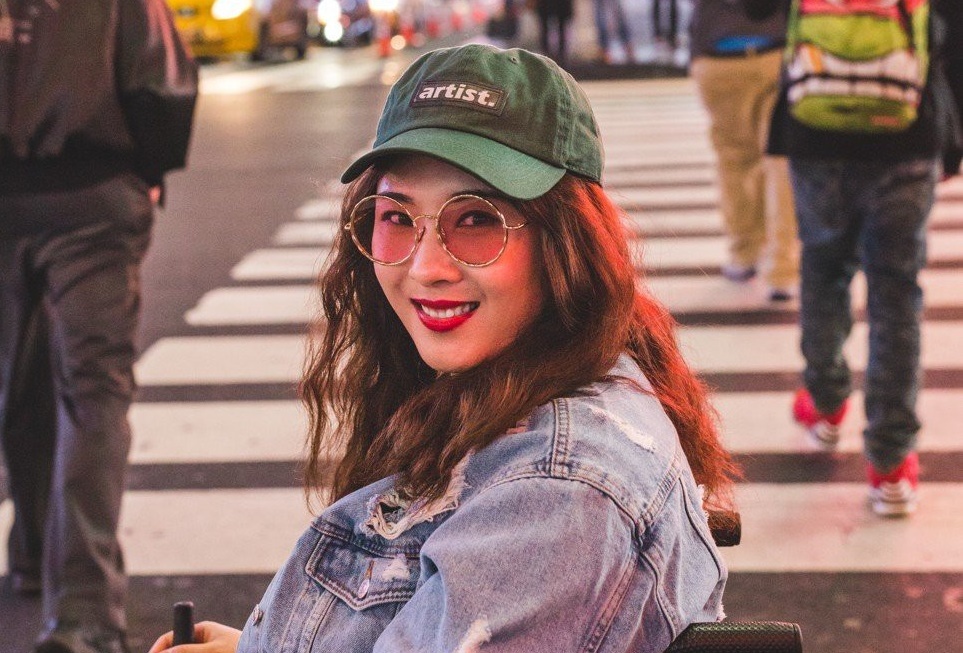 Cô gái Hàn Quốc liệt hai chân chu du thế giới