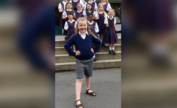 Cô bé 7 tuổi viết thư kiến nghị nhà trường thay đổi trang phục đi học