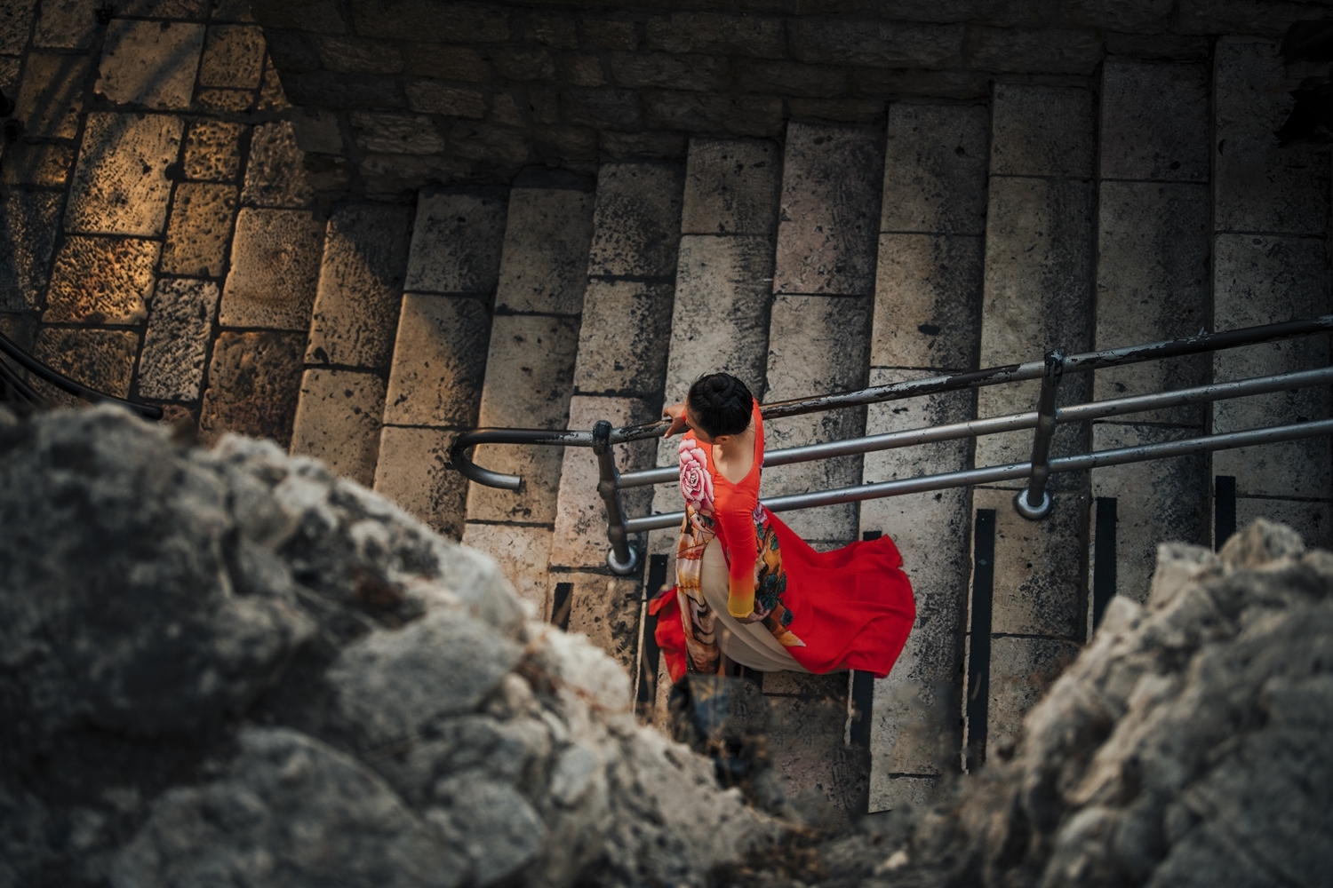 Thanh Mai diện áo dài dạo chơi ở Jerusalem