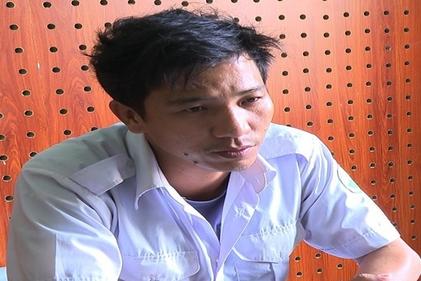 Người đàn ông bị taxi đâm, kéo lê 2km tử vong