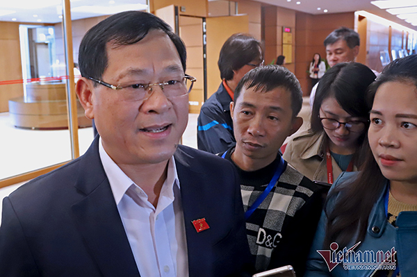 Tướng Cầu: Hâm mộ Khá 'bảnh' là lệch lạc, cần chấn hưng đạo đức giới trẻ