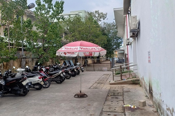 Bị chuyển viện, nữ bệnh nhân ở Đà Nẵng nhảy lầu tự tử
