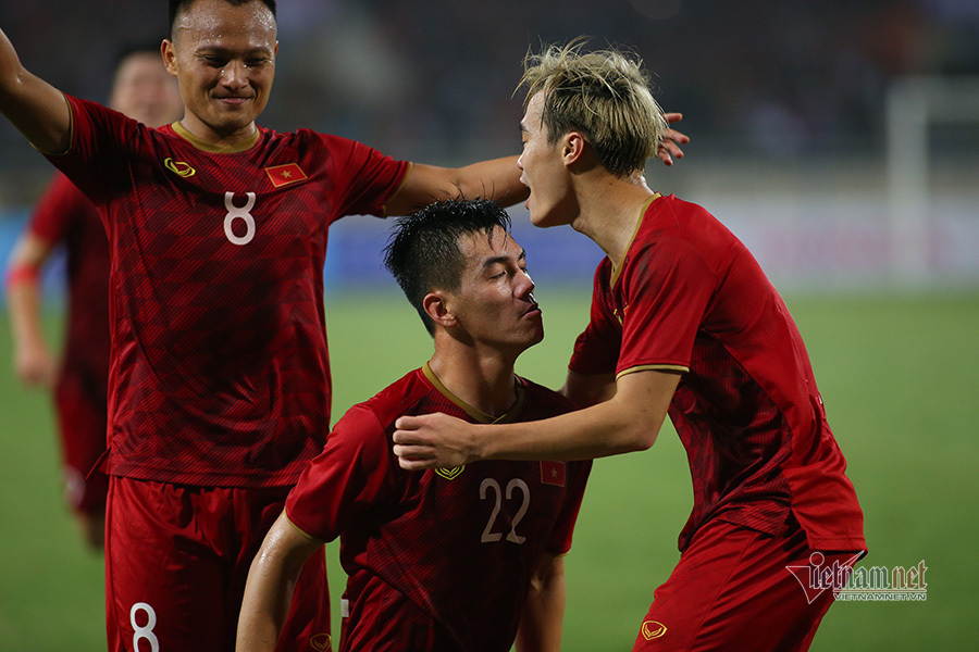 Video bàn thắng Việt Nam 1-0 UAE