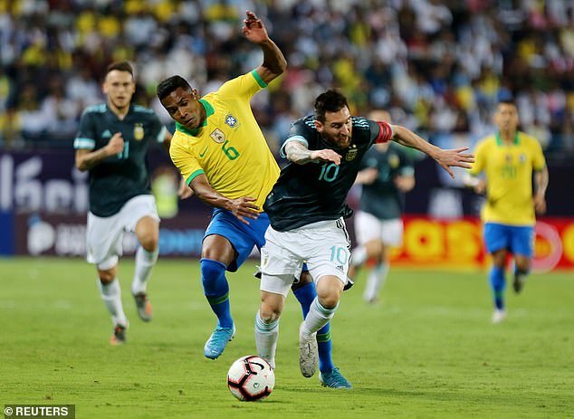 Messi lập công, Argentina đòi nợ Brazil