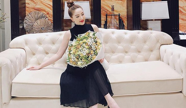 Bên trong biệt thự xa hoa của gia đình Bảo Thy