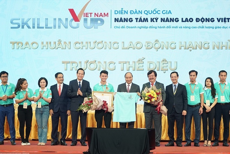 Thí sinh đoạt HC Bạc thi Tay nghề thế giới 2019 được nhận Huân chương Lao động