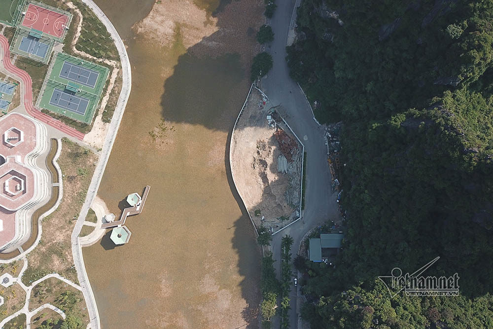 Quảng Ninh cho phép lấn hồ điều hoà xây khách sạn