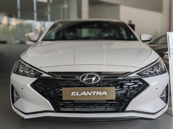 Đánh giá Hyundai Elantra 2019 sắp về Việt Nam Đây là những lý do khiến  Mazda3 phải lo sợ