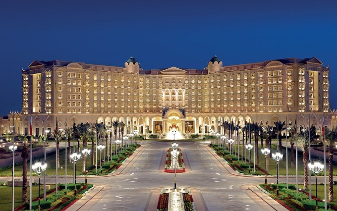 Khách sạn dát vàng từng giam giữ 200 hoàng tử, tỷ phú