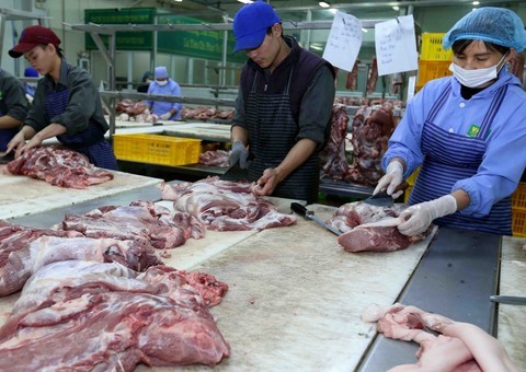Vietnam's inflation controllable despite soaring pork prices