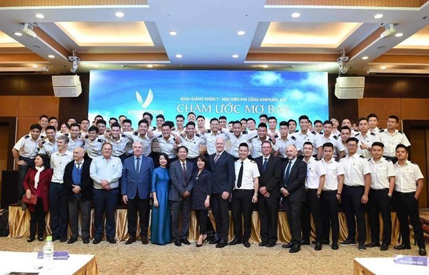 VinAviation High-tech Human Resources Training Sch,Vinpearl Air JSC,Vingroup,Noi Bai International Airport,Civil Aviation Authority of Vietnam,Vietnam,Vietnam news