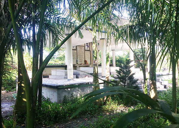 Nơi an nghỉ lạnh lẽo của công tử ăn chơi khét tiếng miền Tây