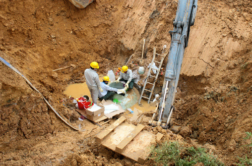 Hanoi’s main water pipeline breaks again