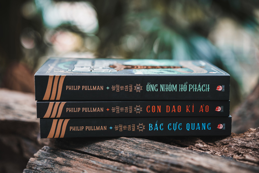 Bộ sách thú vị về dòng văn học kỳ ảo