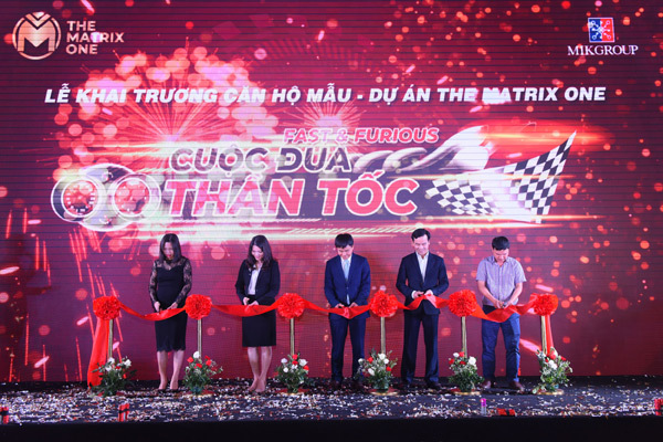 Tưng bừng lễ ra quân dự án view đường đua F1 The Matrix One
