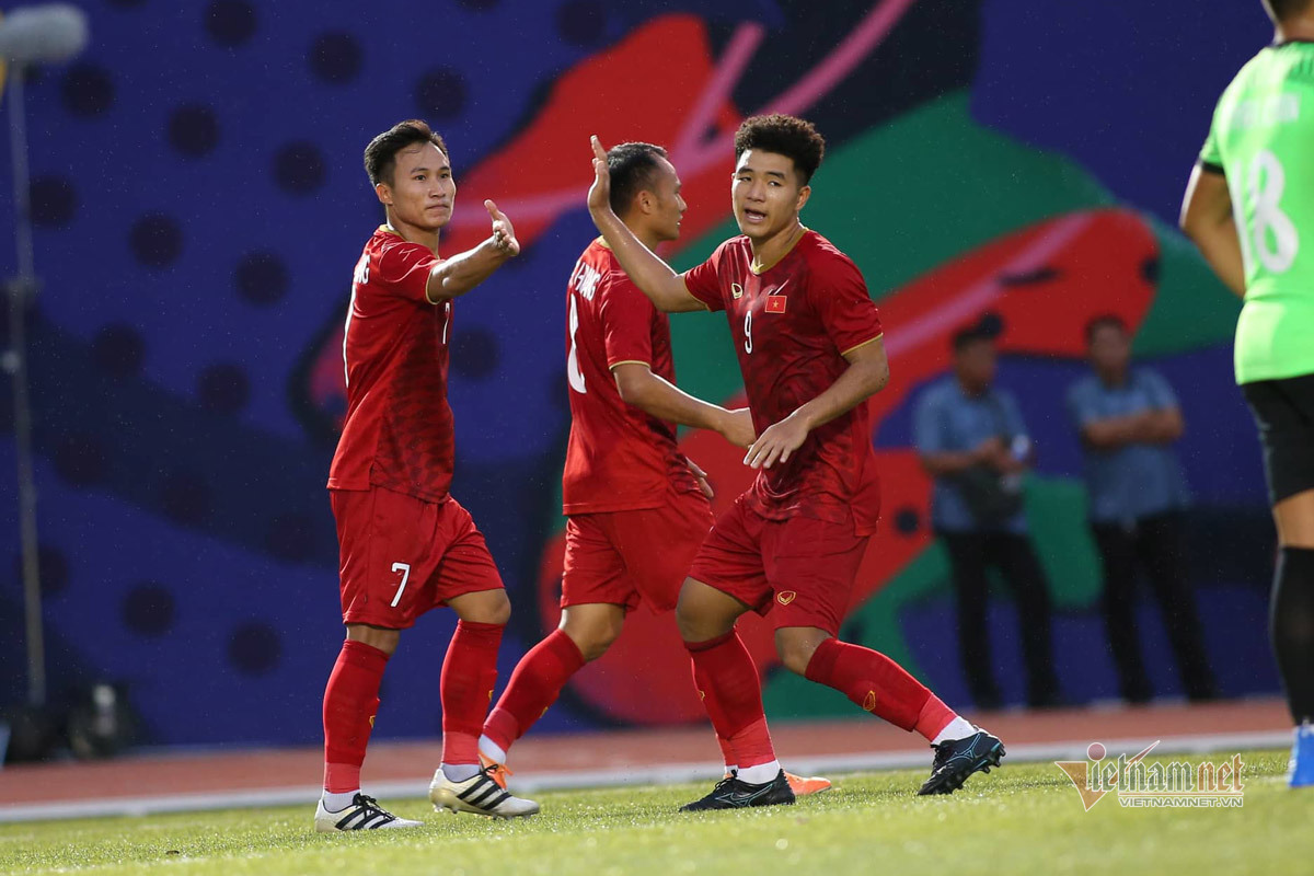 U22 Việt Nam thắng to ra quân SEA Games: Công đầu Hà Đức Chinh