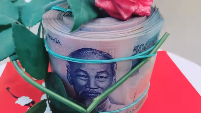Thành hoa hậu Thùy Tiên sinh nhật sang xịn mịn trên du thuyền triệu đô