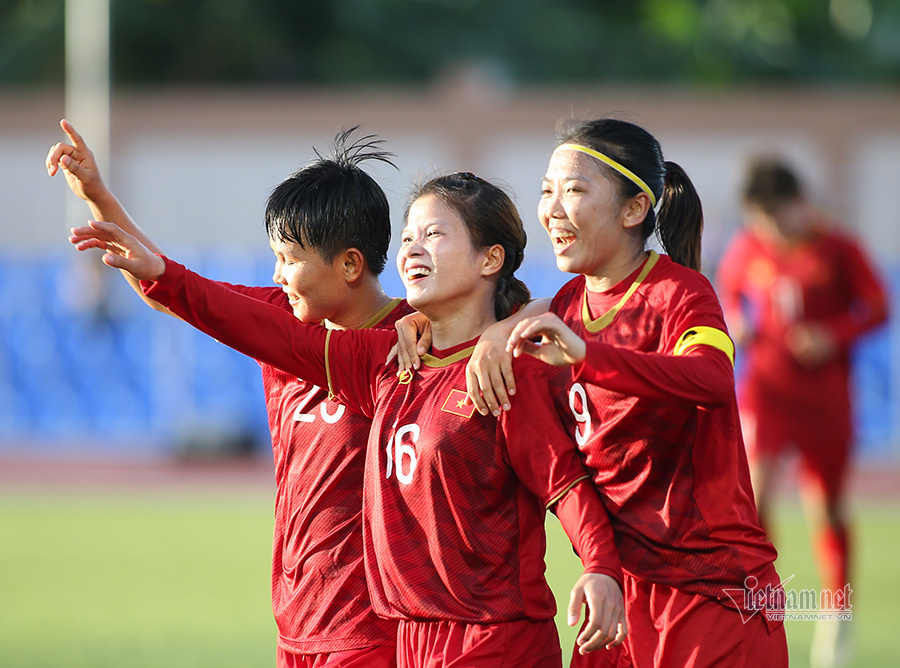 Nữ Việt Nam vs Indonesia: Tìm cơn mưa bàn thắng