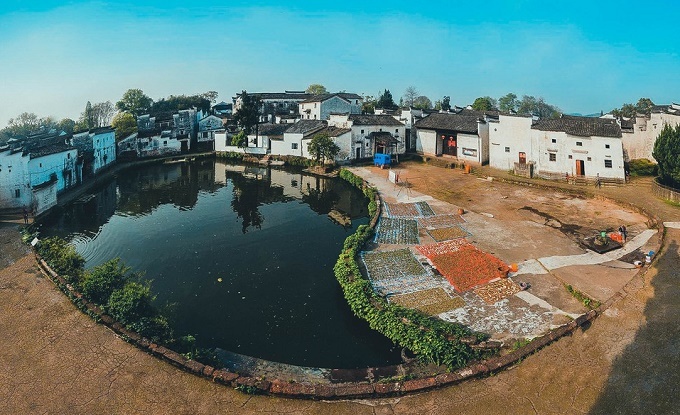 Ngôi làng Bát Quái đi vào không thấy đường ra