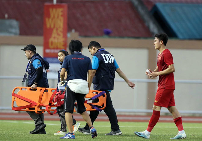 HLV Park Hang Seo nhận “tin dữ” trước trận gặp Lào