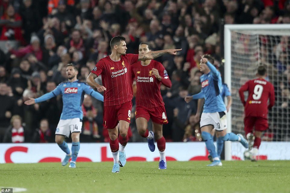 Liverpool thoát thua trước Napoli