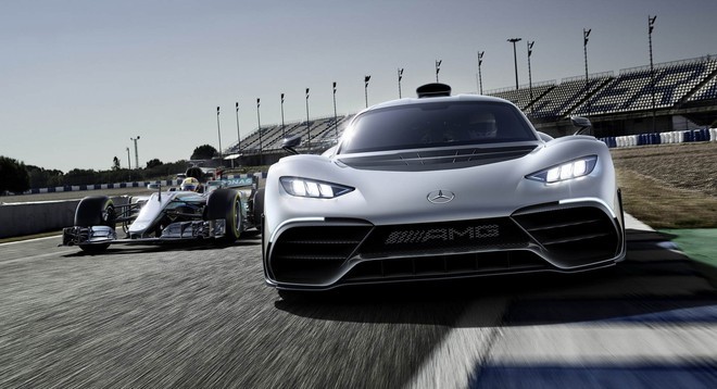 Siêu xe Mercedes AMG One giao hàng đầu năm 2021