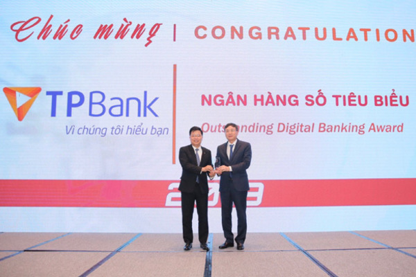 TPBank tiếp tục được vinh danh là Ngân hàng số tiêu biểu