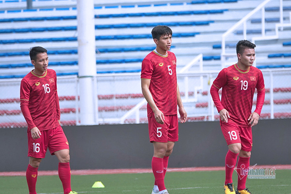 Đội hình U22 Việt Nam vs U22 Lào: Quang Hải, Đoàn Văn Hậu xuất trận