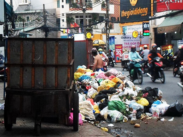 Garbage collection fees to increase in HCM City