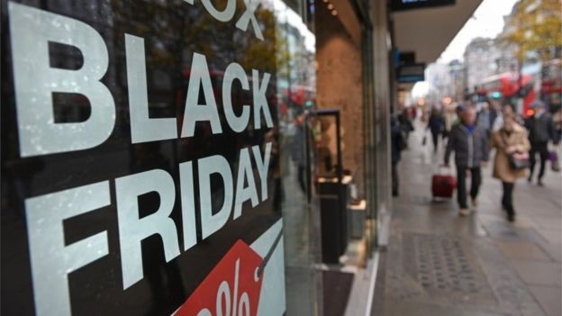 'Tôi hối hận vì bỏ 9 triệu mua một đôi giày dịp Black Friday'