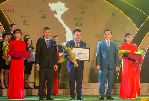 PNJ 4 lần liên tiếp vào Top 10 doanh nghiệp phát triển bền vững