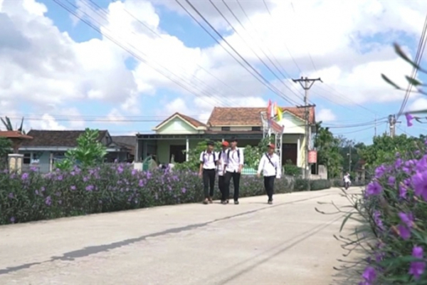 Tiếp tục phát triển nhanh, bền vững để trở thành miền quê đáng sống