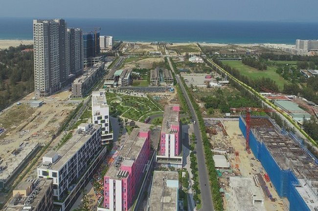 Experts warn of risks of condotel projects