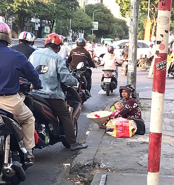 HCMC races to confront street beggars